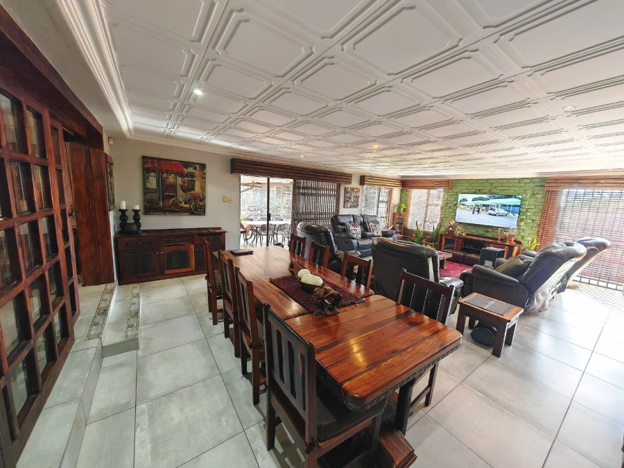 6 Bedroom Property for Sale in Dan Pienaar Free State